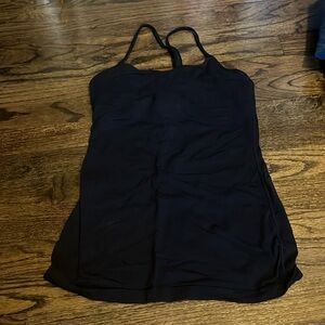 Lululemon racerback tank with shelf bra. Size 4. No padding